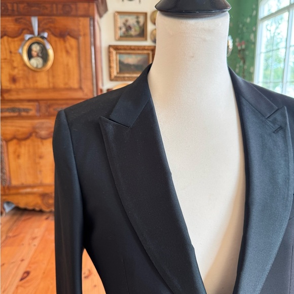 Black full 40L suitsupply tux with pants worn one time!! - Picture 4 of 5